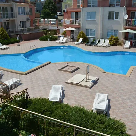 мезонет сиракови Apartamento Sozopol